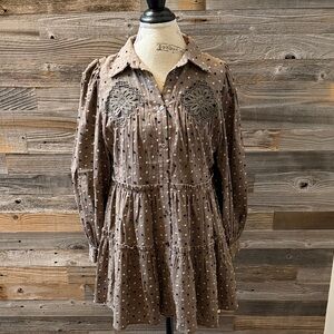 Jacquie The Label Embroidered Long Sleeve Baby Doll Tiered Dress Size Small NWT